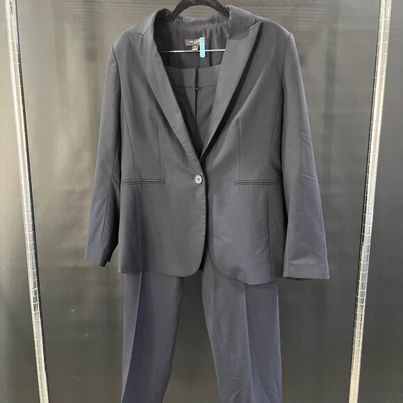 Ann Taylor. Navy Suit - Picture 1 of 8